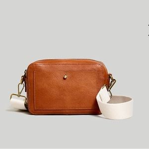NWT Madewell Transport Camera Bag (English Saddle)